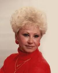 Barbara Titus's Instagram, Twitter & Facebook