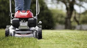 Why choose honda lawn mowers? Honda Izy Lightweight Robust Lawnmowers Honda Uk