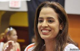 Rossana López condena inacción del gobierno ante el problema de la  criminalidad y suicidios