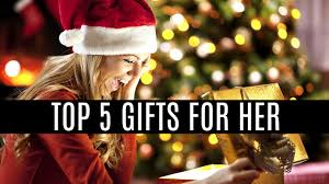 Did you know that receiving gifts is in fact a love language? Christmas Ideas For Your Girlfriend 45 Best Gifts For Girlfriends 2020 Cute Gift Ideas For Your Gf