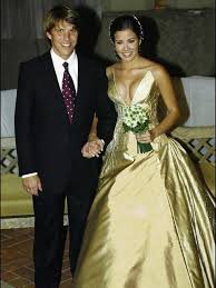 Eso es una cosa muy personal suya y es una falta de respeto meterme ahí. Desarchivamos Las Bodas De Ayer El Cordobes Dos Hombres Y Tres Enlaces