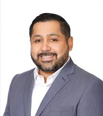 2022 Up and Comers Honoree: Andres Molgora, CPA