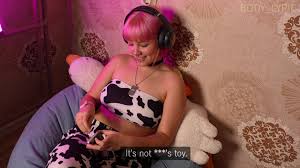 Body Lyric Having Sex While Has A Plug In Her Butt | PimpBunny