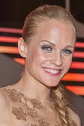 Chantal janzen ( tegelen , 15 february 1979 ) is a dutch actress , musical star and presenter who appeared among others in 42nd street , saturday night fever , beauty and the beast, he believe in me and tarzan. Mirjam Weichselbraun Wikipedia
