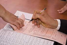 In total, 116 cupluri sunt asteptate sa ridice echivalentul a 200 de euro, cat este sprijinul oferit de stat. Proiect De Lege 15 000 De Lei De La Stat PrimÄ De CÄsÄtorie Si IncÄ 15 000 De Lei La Nasterea Celui De Al Treilea Copil