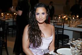 Posing for a series of selfies she gave fans a before and. Demi Lovato Has A Bright Pink Pixie Now Glamour