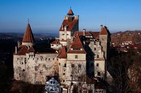 Between bran castle, peleș castle, the city of brașov itself, rașnov citadel, and poiana brașov, give yourself anywhere from 3 days to 1 week in this area. Photos Take A Tour Inside Dracula S Castle New York Daily News
