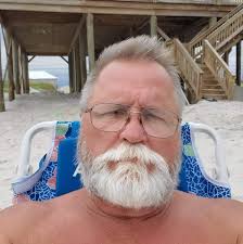 What pipe alternatives are used in offset wood burning stoves?