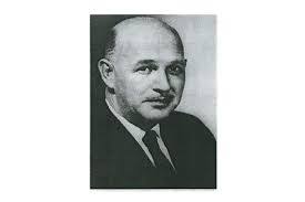 Ronald Yaw's Instagram, Twitter & Facebook