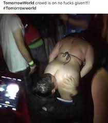 O beijo grego é uma dessas técnicas sexuais que são muito mal entendidas e descartadas antes de serem tentadas. A Polemica Do Beijo Grego No Tomorrowworld Diz Muito Sobre A Dance Music Dos Eua