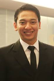 Contoh pidato bahasa jawa tentang hari kartini. Biografi Kewirausahaan Reza Axl Nurhilman Sang Presiden Maicih Moksartham