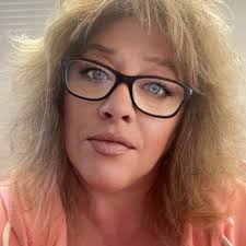 What are recommendations for hair stylist, gym, primary care physician, and  local bank in Sheridan, Wyoming?