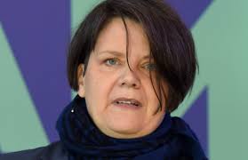 Saarbrücken: Marisa Winter auf Corona-Demo, Folgen für Beamtenstatus