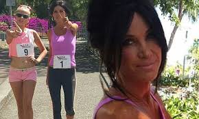 Elisha Neave who had same BRCA2 gene as Angelina Jolie loses battle with  cancer