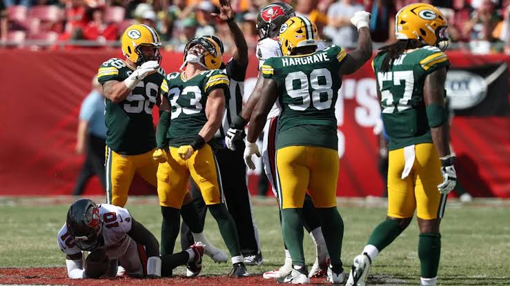 The Packers Must Be Overcomers in What Is Quickly Looking Like a Lost  Season - Yahoo Sports