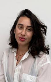 Young NY Hasidic woman reboots life in secular Berlin in Netflix's  'Unorthodox'