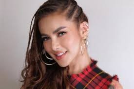 Gado-Gado & Fast Food Kesukaan Fatin "X Factor" : Okezone Celebrity