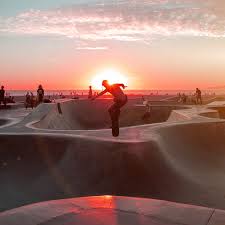 Mainly yellow quality optics blurry lights. Nb19 Skateboard Extreme Sports Summer Flare Red Wallpaper