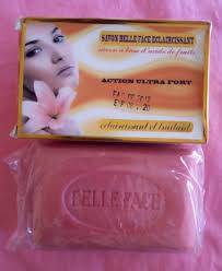 Savon Eclaircissant Aux Acides De Fruits Action Ultra Fort