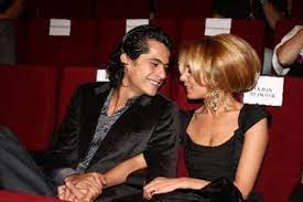 We did not find results for: Ismail Hacioglu And Vildan Atasever Dating Gossip News Photos