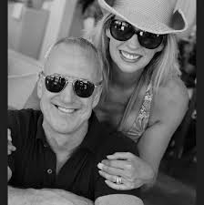 What are the best restaurants in St Barts for a 20th wedding anniversary  celebration?