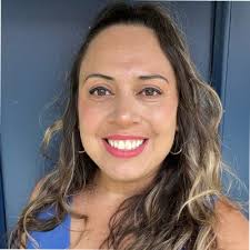 One chapter in the books sealed 💛💙 Proud to say I'm an official  #SNHUAlumni at Southern New Hampshire University received my B.A.