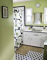 Today, we will be feature bathrooms and powder rooms that have black and white wallpapers in it. Black And White Tile Bathrooms Done 6 Different Ways