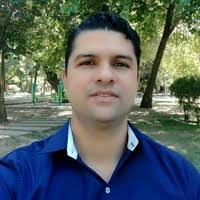 200+ perfiles de «Randy