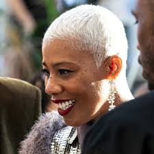 Andrea Fear's Instagram, Twitter & Facebook