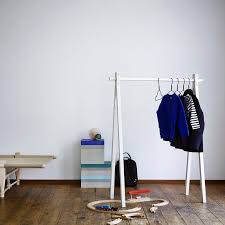 Portant A Vetements 25 Idees Deco Pour Vos Habits Idee Deco Salon Idee Deco Deco