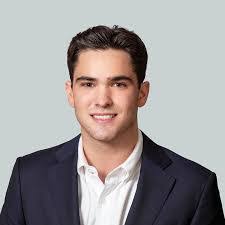 Sean Gabbard's Instagram, Twitter & Facebook