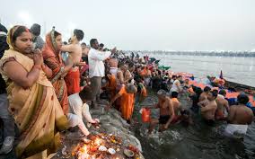 Maha Kumbh- More than 50% of the world's Sanatanis took a dip | महाकुंभ-  दुनिया के 50% से अधिक सनातनियों ने लगाई डुबकी: अब तक 60 करोड़ लोग कर चुके  स्नान, 73