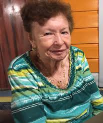 Notificamos el fallecimiento de la Sra. Nidia Ivette Roldan Murphy  residente en la Base Ramey. Su cuerpo estará expuesto en la Capilla A hoy  lunes 18 de enero de 2021 hasta las