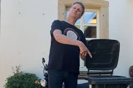 Nur eine rundum dichte hülle hält die raumwärme im haus und damit heizkosten und umweltbelastung niedrig. Kostenloses Live Online Seminar Blower Door Test Wann Ist Er Ein Muss Wann Ist Er Fur Die Tonne Bionic3 Ihr Dienstleister Fur Luftdichtigkeitsmessungen Blower Door