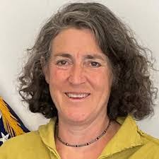 Jennifer Goldstein's Instagram, Twitter & Facebook