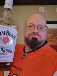 Hello I'm a Belgian spotter with a big connection with Colorado. My wife  and family are from Colorado. When I go to visit Colorado to visit it would  be nice to connect