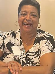 Hi Everyone ! Kitty (Lee) Moore Class of 1981 😊