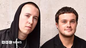 Slaves' Laurie Vincent debuts art exhibition in Edinburgh