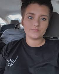 Lindsey Hamrick (@lindseycaughron) • Instagram photos and videos