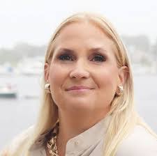 Jolene Mclean's Instagram, Twitter & Facebook