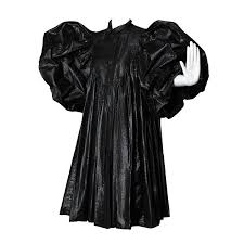 Dramatic James Galanos Vintage Avant Garde Coat With Massive Balloon Sleeves 1stdibs Com Clothes Design Black Swing Coat Fashion