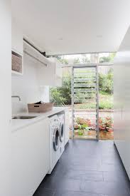 29 Laundry Room Decor Ideas That Ll Make You Want To Do Laundry Buanderie Moderne Buanderies Inspiration Buanderie