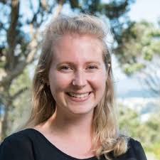 Gloria Fraser's Instagram, Twitter & Facebook