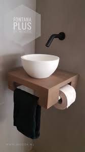 eiken fonteintje van lavello voor in je toilet met toiletrolhouder maatwerk mogelijk small toilet room small toilet small bathroom decor