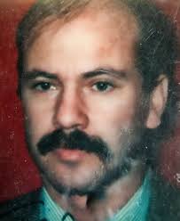 Anyone remember Elliot Cohan, of 103 Charles St., in the Village? His  brother Robert served as Martha Graham's dance partner for about 25 years.  Elliot frequented The Mineshaft, his preferred night was