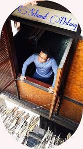 Aku senang sekali akhirnya dapat segera pulang ke rumah, setelah seharian bekerja untuk keluargaku, apalagi kini bertambah s. Penaberkala Sekali Air Bah Sekali Pantai Berubah