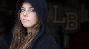 Daily Pilot High School Female Athlete of the Week: Bella is big-time for  Breakers