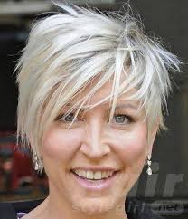 This look is really a shocking one because it seems that your hair has been in a touch of a shock and will be assembled in that way shattered in. Hottest Short Layered Hairstyles For Women Over 50 Hair Style