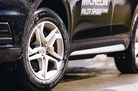 Michelin pilot sport 4 fiyatları ve özelliklerini karşılaştır kategori & marka ayrıştırması ile en uygun michelin pilot sport 4 fiyat avantajını yakala! Daugiafunkcis Nukreipti SkyrybÅ³ Michelin Pilot Sport 4 2019 Chiroknipoog Com
