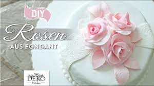 Für die eine wird eiweiß benötigt, während wir für die andere. Diy Rosen Aus Fondant Fur Zauberhafte Tortenverzierungen How To Deko Kitchen Youtube